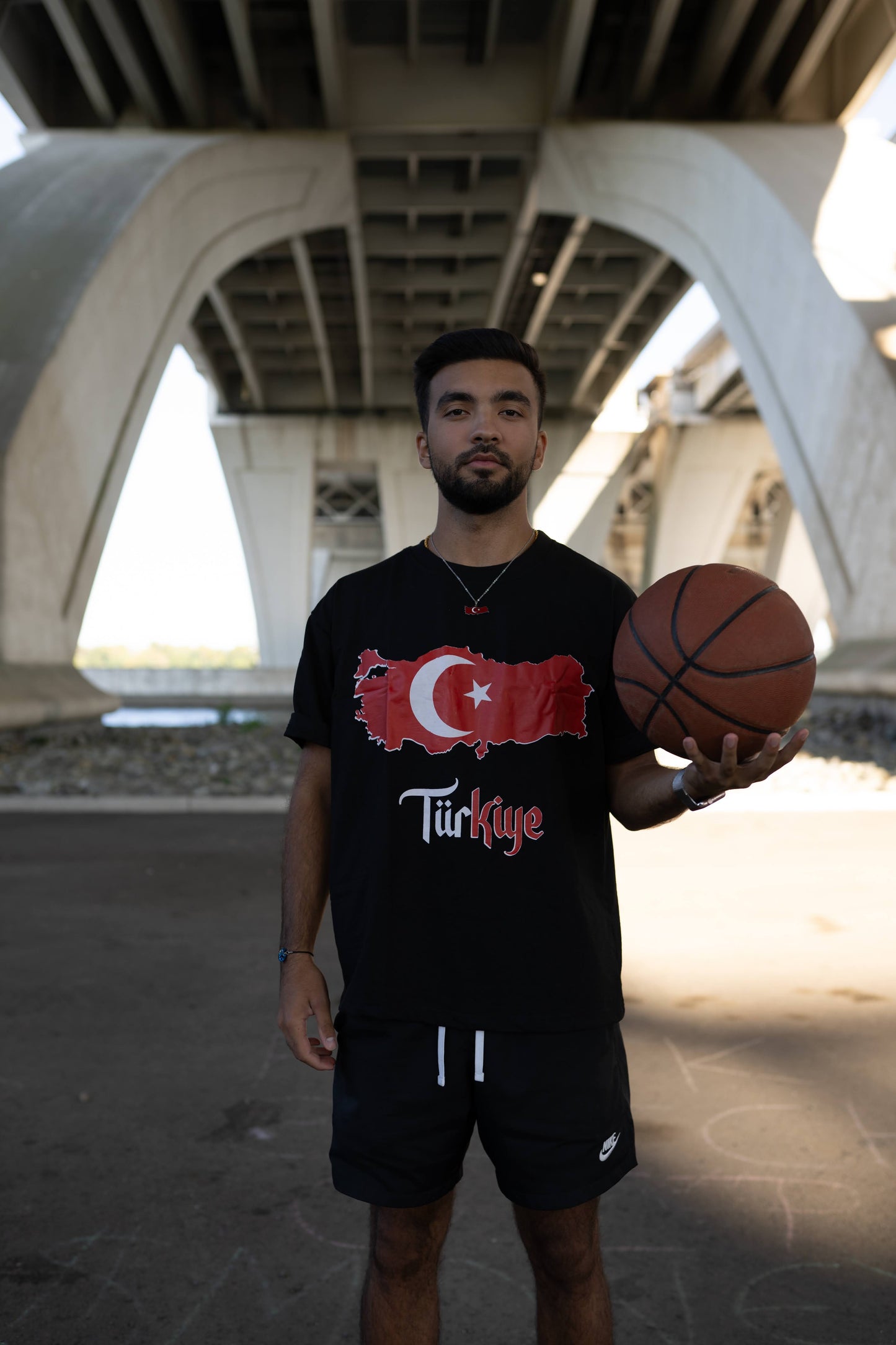 Türkiye graphic tee