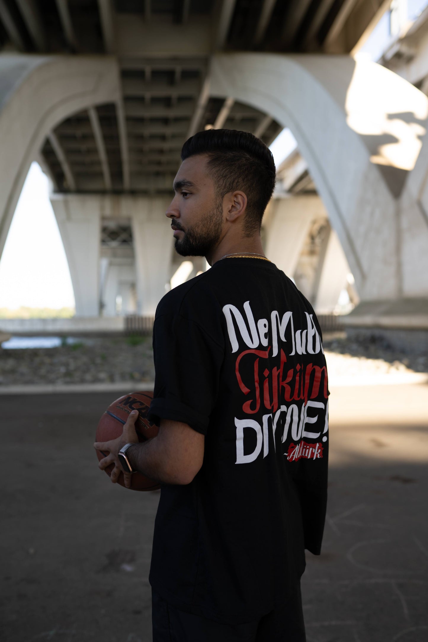 Türkiye graphic tee